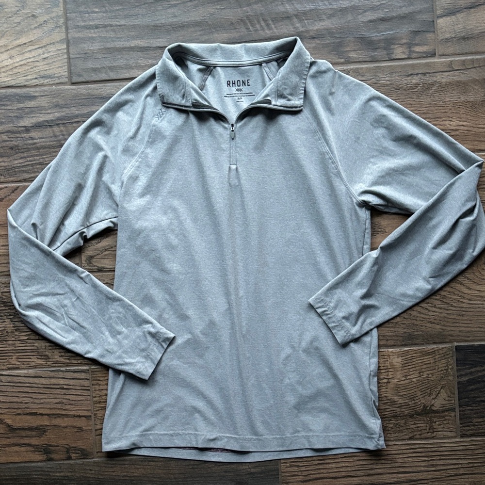 RHONE Men’s Long-Sleeve Quarter-Zip Shirt in Gray